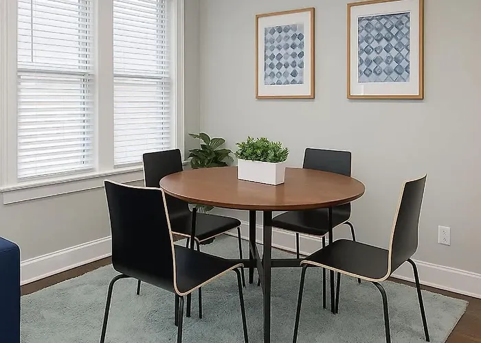 2br Stylishly In Lakeview - Od 3n Apartamento *